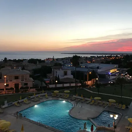 Appartamento Palmeira Gale *